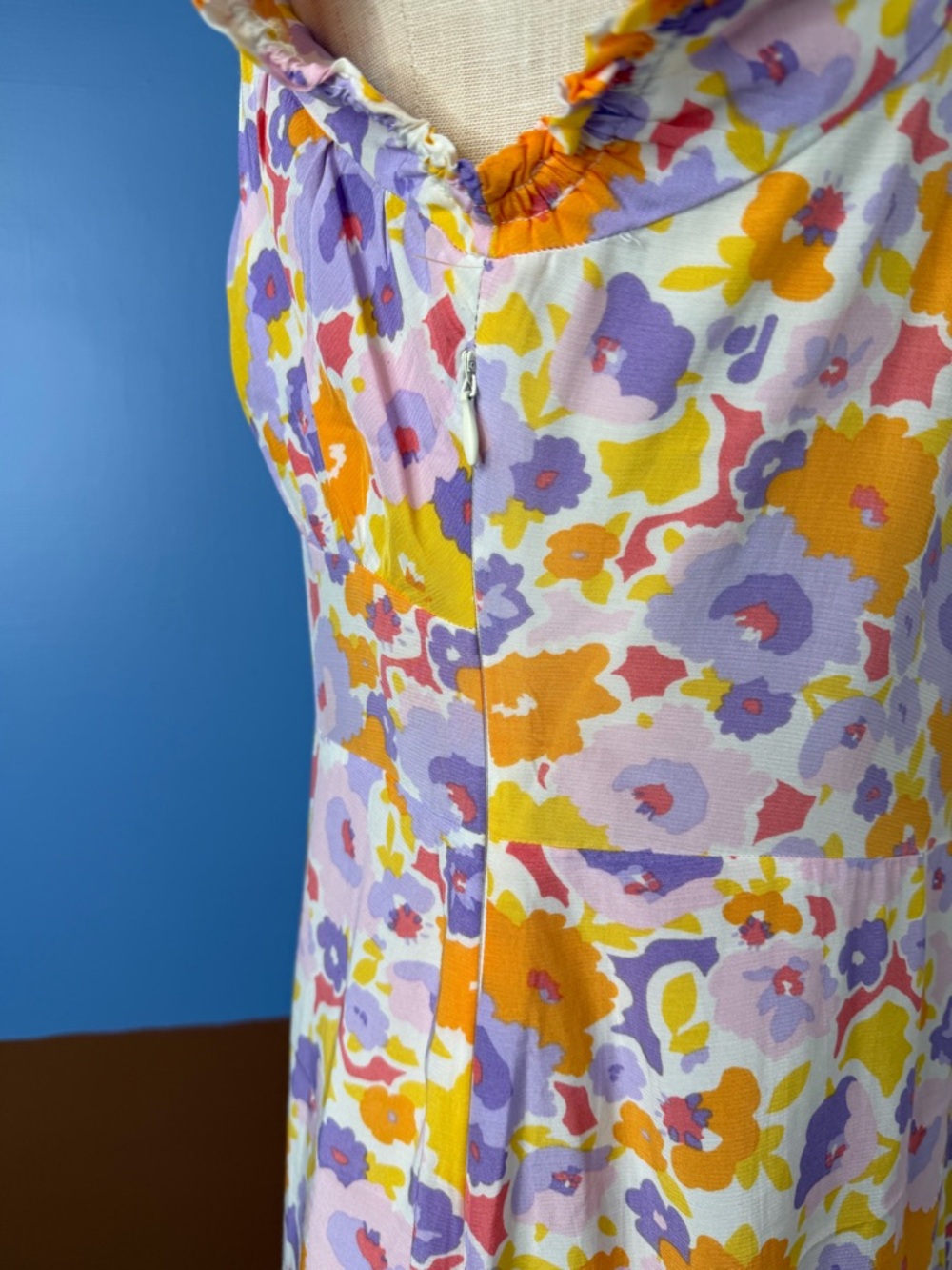 Altar’d State Pastel Floral Midi Dress in Yellow & Lavender Sweetheart Bodice L - Picture 4 of 6